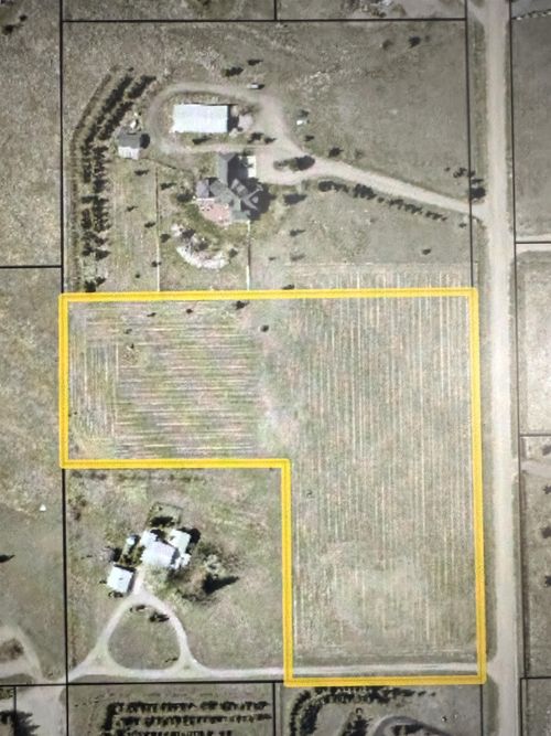 9900 Wayne Rd, Cheyenne, WY, 82009-8643 | Card Image