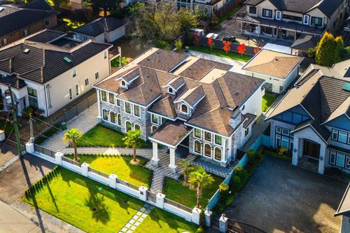 8151 Lundy Rd, Richmond, BC, V6Y2H4 | Card Image