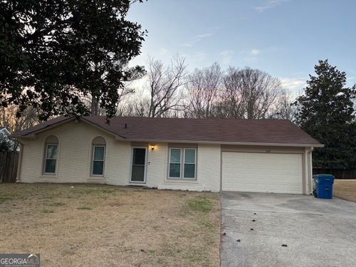 3260 Valley Bend Rd, South Fulton, GA, 30349-4665 | Card Image