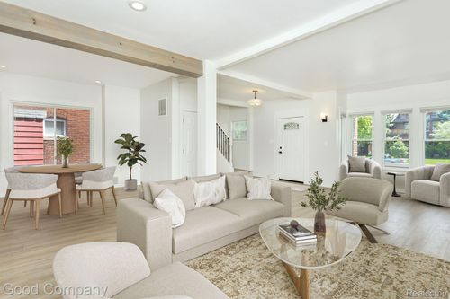 2514 Lothrop St, Detroit, MI, 48206-2900 | Card Image