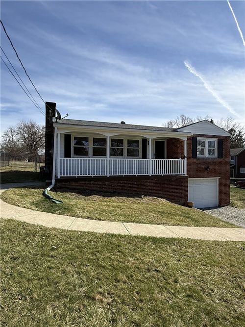 1681 Robbins Station Rd, Irwin, PA, 15642-2816 | Card Image
