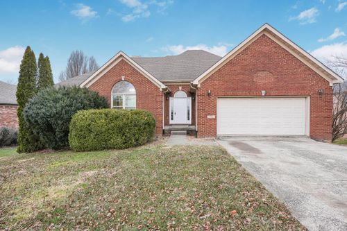 541 Paso Fino Dr, Richmond, KY, 40475-8662 | Card Image