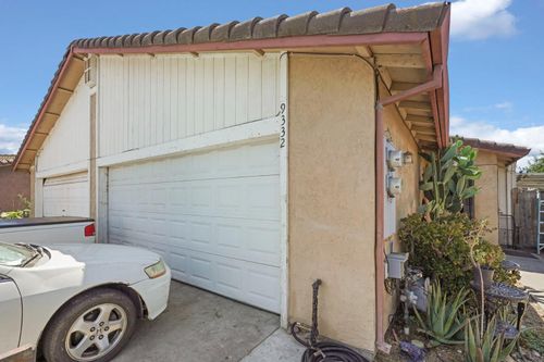 9334-9332 Kirkby Ln, Stockton, CA, 95210-1734 | Card Image