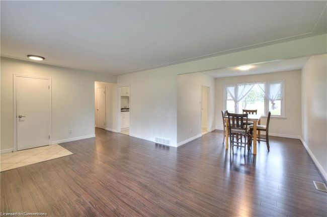 33 Golf Course Rd, House other with 3 bedrooms, 1 bathrooms and 6 parking in Conestogo ON | Image 38
