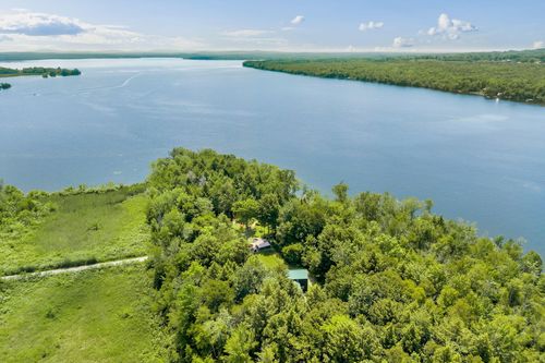 37 Loon Dr, Newport, ME, 04953 | Card Image