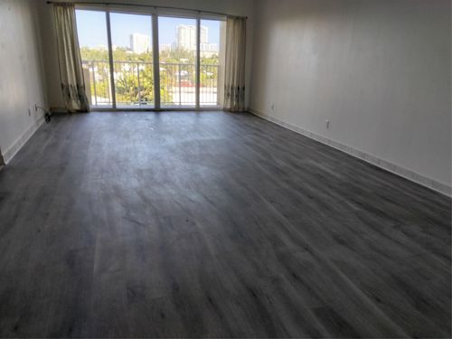 503-1200 Hibiscus Ave, Pompano Beach, FL, 33062-6537 | Card Image