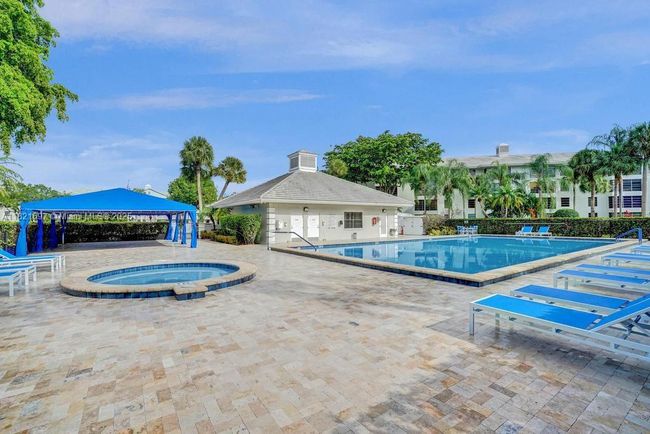 APT-103 - 1520 Whitehall Dr, Condo with 2 bedrooms, 2 bathrooms and null parking in Davie FL | Image 34