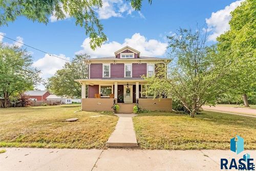 201 S Johnson Ave Avenue, Canton, SD, 57013 | Card Image