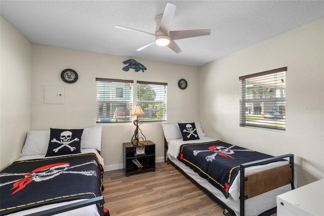 5336 Circle Dr, House other with 2 bedrooms, 2 bathrooms and null parking in Weeki Wachee FL | Image 13