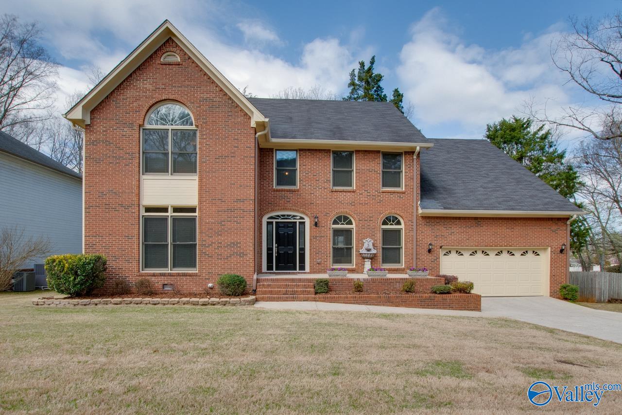 Collier Dr, Huntsville, AL 35803