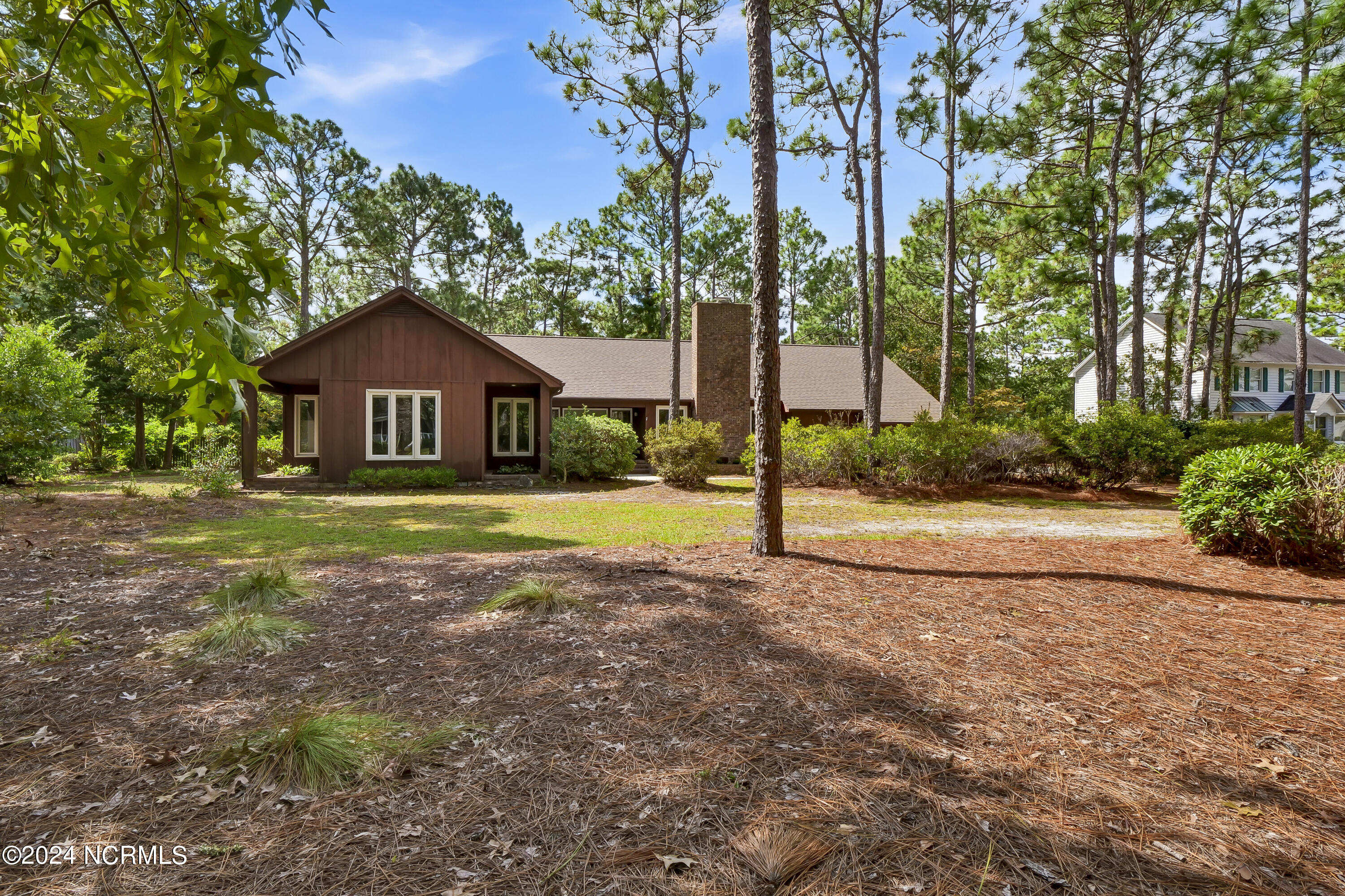 Tall Tree Ln, Wilmington, NC 28409