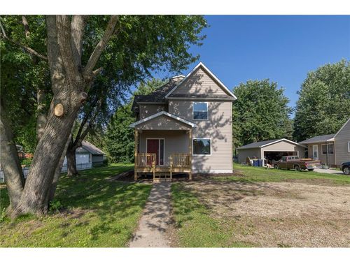 269 S Chestnut St, Ellsworth, WI, 54011-4113 | Card Image