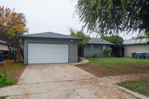 4295 N Archie Ave, Fresno, CA, 93726-2601 | Card Image