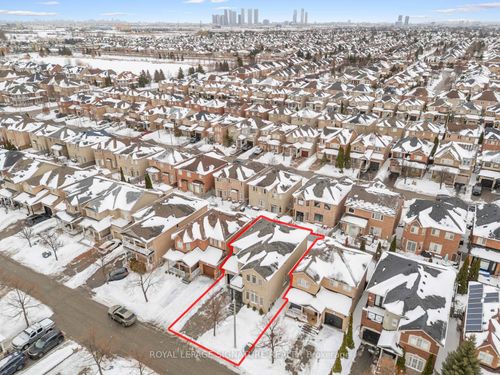 47 Amparo Dr, Woodbridge, ON, L4H2L7 | Card Image