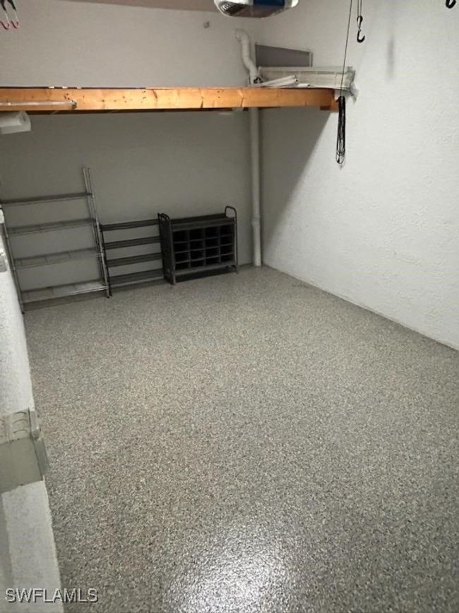 Attached Garage | Image 21