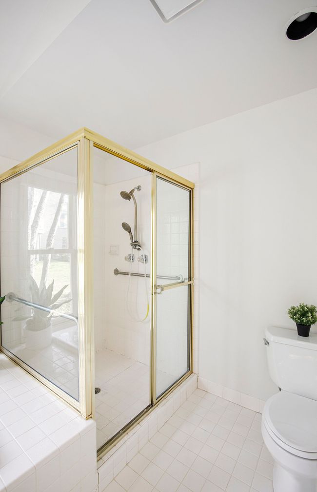Primary shower | Image 14
