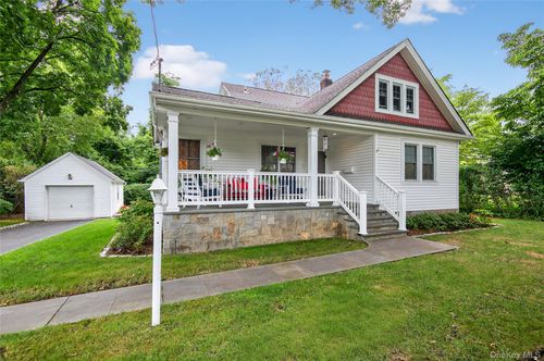 34 Glen Cove Dr, Glen Head, NY, 11545-1710 | Card Image