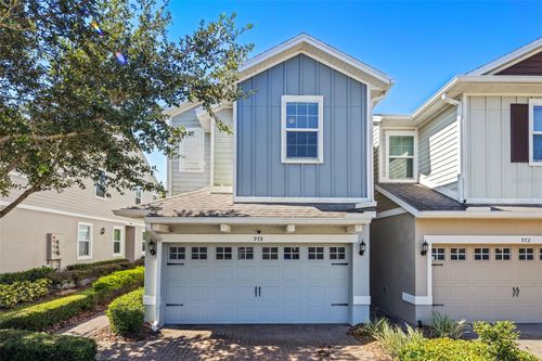 978 E 10th St, APOPKA, FL, 32703-5423 | Card Image