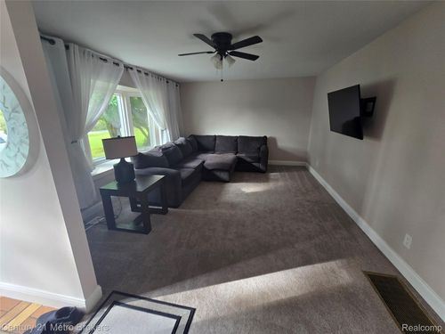 12184 Hill Rd, Riley, MI, 48041-1810 | Card Image