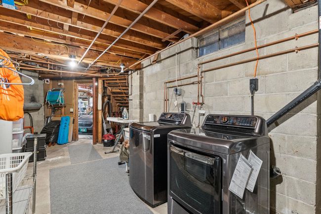 68 Ledge Rd, House other with 2 bedrooms, 2 bathrooms and null parking in Burlington VT | Image 49