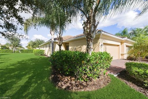 2080 Wellington St, Naples, FL, 34120-5332 | Card Image