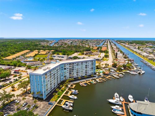 501-4939 Floramar Ter, NEW PORT RICHEY, FL, 34652-3307 | Card Image