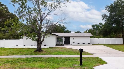 7811 47th St N, Pinellas Park, FL, 33781-2438 | Card Image