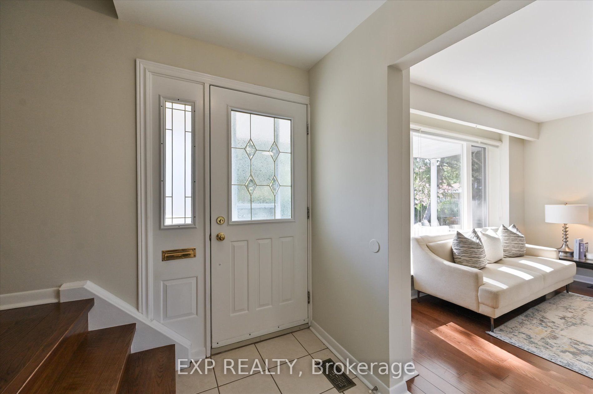 Residential in Toronto C14 5