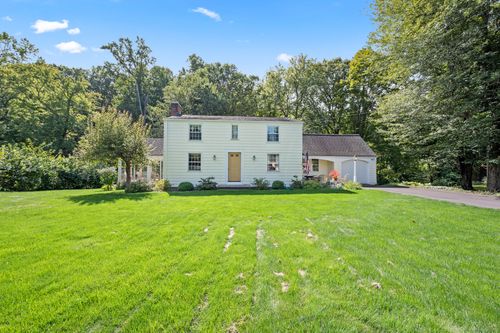 92 Whapley Rd, Glastonbury, CT, 06033-2922 | Card Image