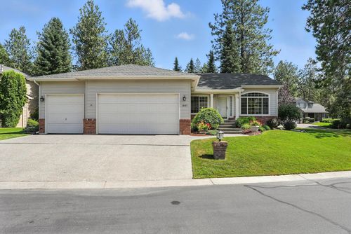 1907 S Stanley Ln, Spokane Valley, WA, 99212-3273 | Card Image