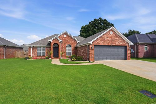 1630 Hosta, Conway, AR, 72034-8483 | Card Image