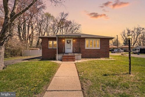 36 Browning Ave, Ewing, NJ, 08638-2526 | Card Image