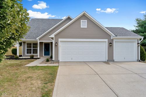 2895 Big Cone Ct, Whiteland, IN, 46184-9641 | Card Image