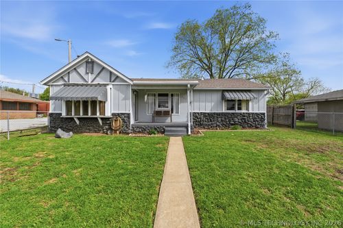 707 W Caddo St, Cleveland, OK, 74020-5005 | Card Image