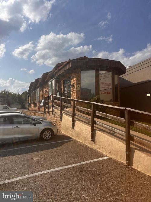 11-10050 E Roosevelt Blvd, PHILADELPHIA, PA, 19116 | Card Image