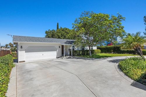 3173 Vista Ave, Lemon Grove, CA, 91945-2234 | Card Image