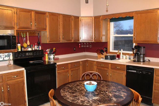 108 N Bloomfield Ave, House other with 4 bedrooms, 3 bathrooms and null parking in Bloomfield IA | Image 7