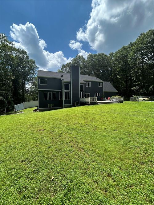 20 Arbor Ct, Holmes, NY, 12531-4604 | Card Image