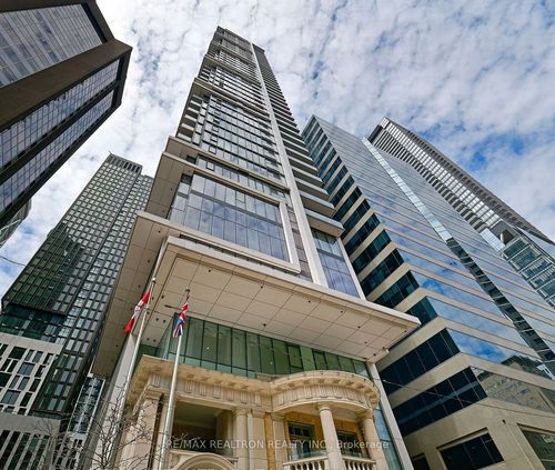 1905-426 University Ave, Toronto, ON, M5G1S9 | Card Image