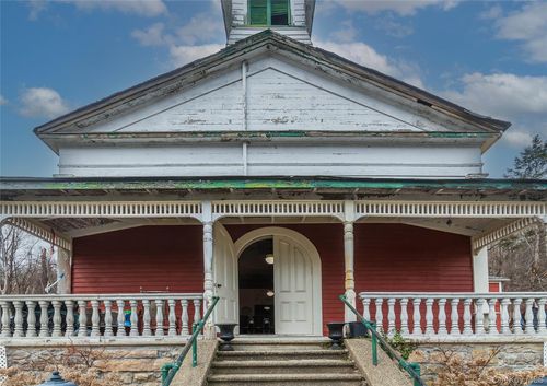 11 Orange Tpke, Southfields, NY, 10975-2654 | Card Image