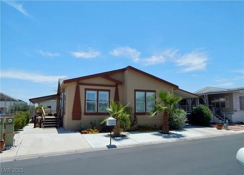 5055 Royal Dr, Las Vegas, NV, 89103-5013 | Card Image