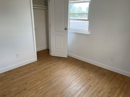 117 Evergreen Ave, Bethpage, NY, 11714-1530 | Card Image