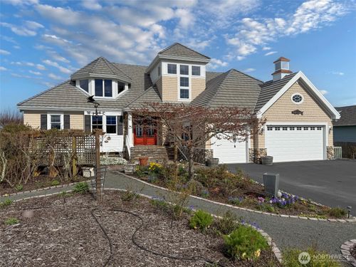 103 E Seashore Ln, Sequim, WA, 98382-6856 | Card Image