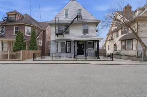 11 aka 13 Lincoln Terrace, Yonkers, NY, 10701 | Card Image