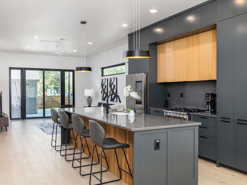 b-6620 Isabelle Dr, Austin, TX, 78752-3102 | Card Image