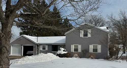 800 Lenox New Lyme Rd, Jefferson, OH, 44047-8576 | Card Image