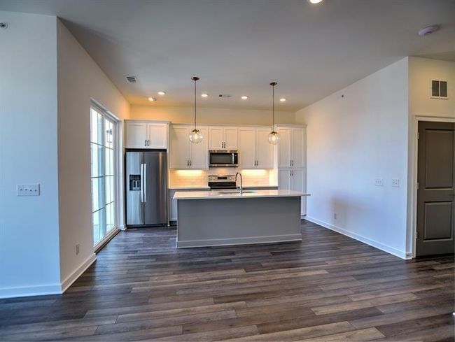 155 Devore Rd, Condo with 2 bedrooms, 1 bathrooms and 1 parking in Alpharetta GA | Image 9