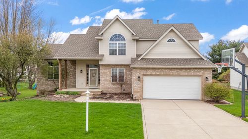 3204 Clairborne Xing, Valparaiso, IN, 46385-9319 | Card Image