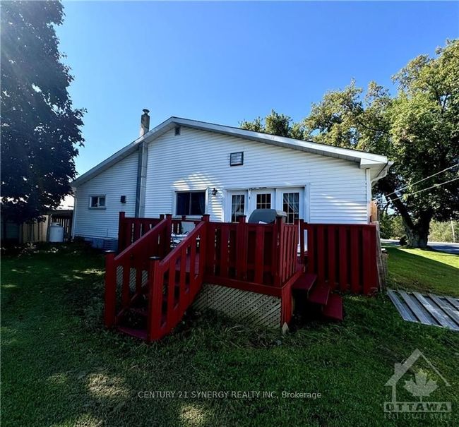 5347 St Andrews Rd, House other with 3 bedrooms, 2 bathrooms and 10 parking in Saint Andrews West ON | Image 5