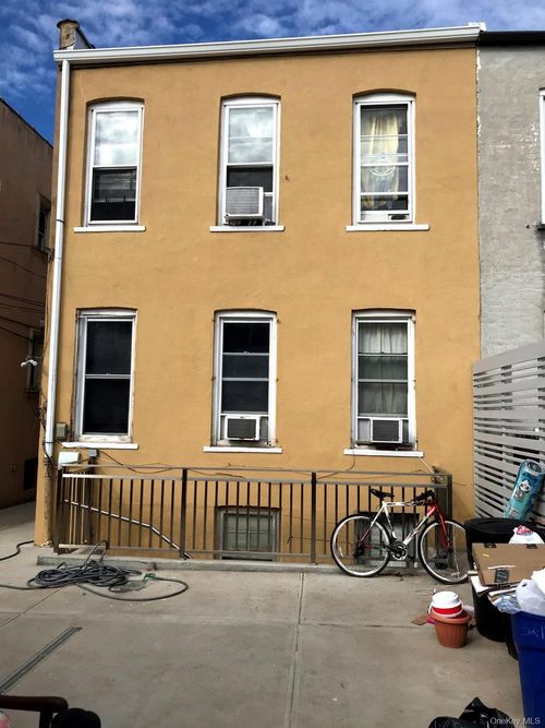 3213 86th St, East Elmhurst, NY, 11369-2144 | Card Image